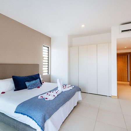 Mythic Suites & Villas By Mj Holidays Resort Grande Gaube Ngoại thất bức ảnh