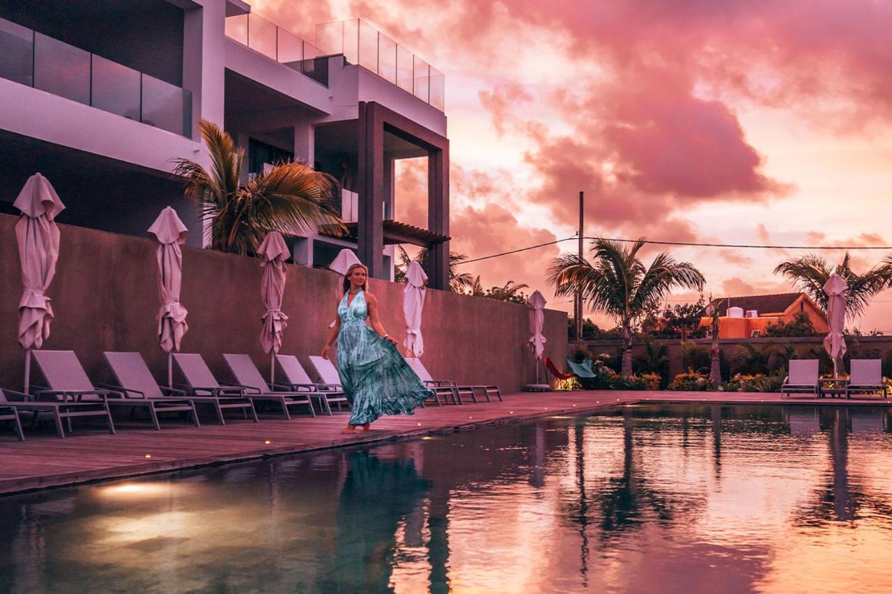 Mythic Suites & Villas By Mj Holidays Resort Grande Gaube Ngoại thất bức ảnh
