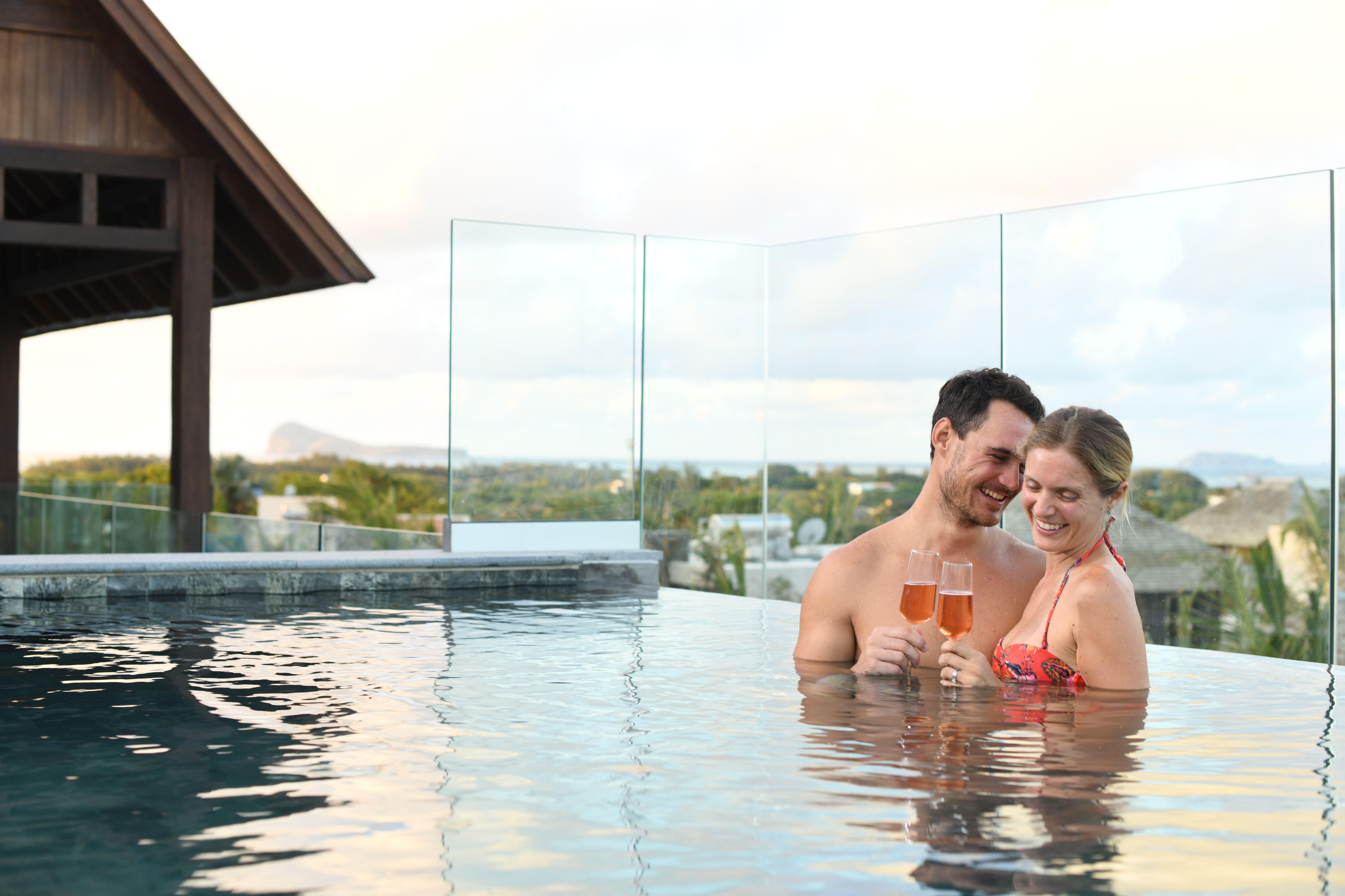 Mythic Suites & Villas By Mj Holidays Resort Grande Gaube Ngoại thất bức ảnh
